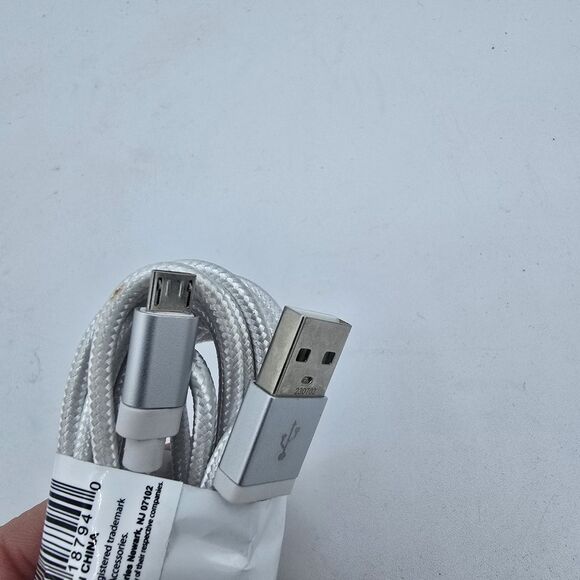 Wireless Gear 10 ft micro usb sync and charge cable. New - Picture 3 of 4